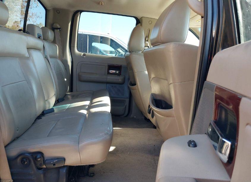 Photo 8 of 2007 Ford F-150 LARIAT/XLT (VIN 1FTPW12V07KC12262)