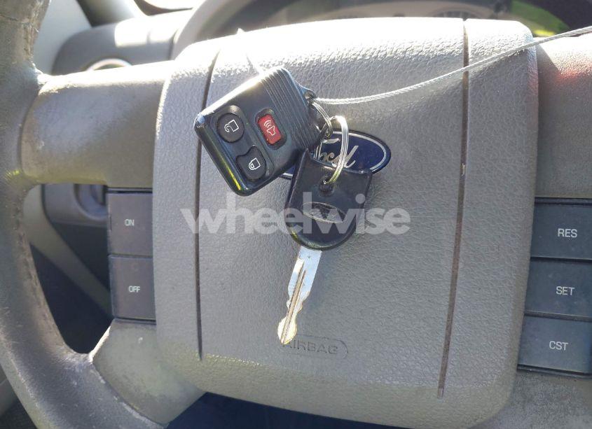 Photo 11 of 2007 Ford F-150 LARIAT/XLT (VIN 1FTPW12V07KD05038)