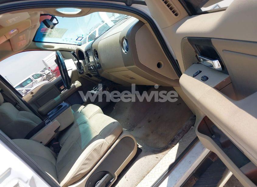 Photo 5 of 2008 Ford F-150 60TH ANNIVERSARY/FX2/KING RANCH/LARIAT/XLT (VIN 1FTPW12V08FA77181)