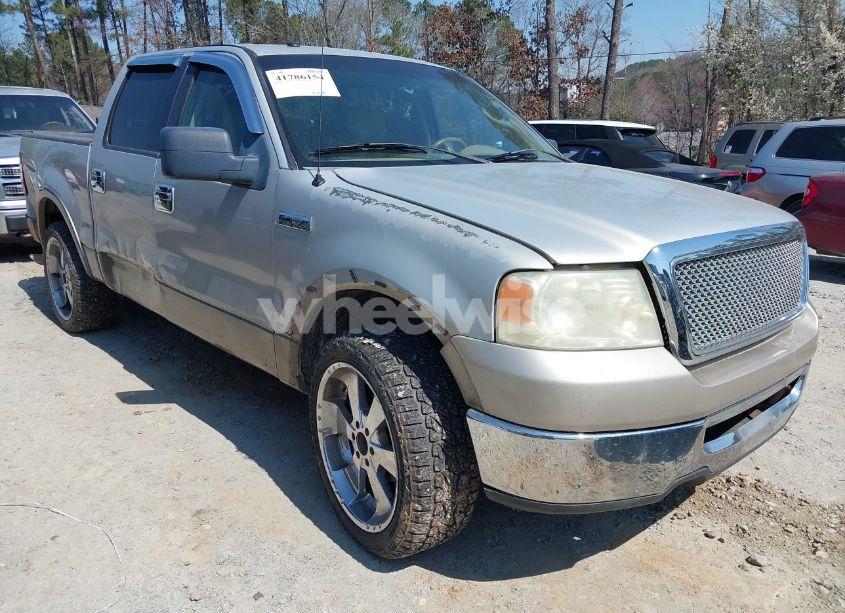 2006 Ford F-150 LARIAT/XLT (VIN 1FTPW12V16FA72763) main photo