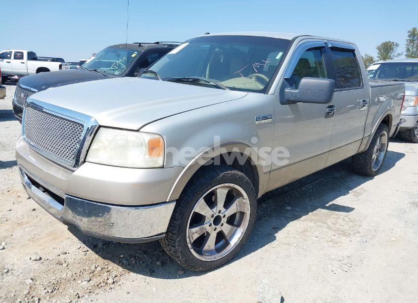 Photo 2 of 2006 Ford F-150 LARIAT/XLT (VIN 1FTPW12V16FA72763)