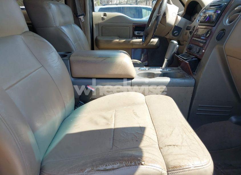 Photo 5 of 2006 Ford F-150 LARIAT/XLT (VIN 1FTPW12V16FA72763)