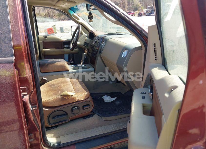 Photo 5 of 2006 Ford F-150 LARIAT/XLT (VIN 1FTPW12V16KE00237)