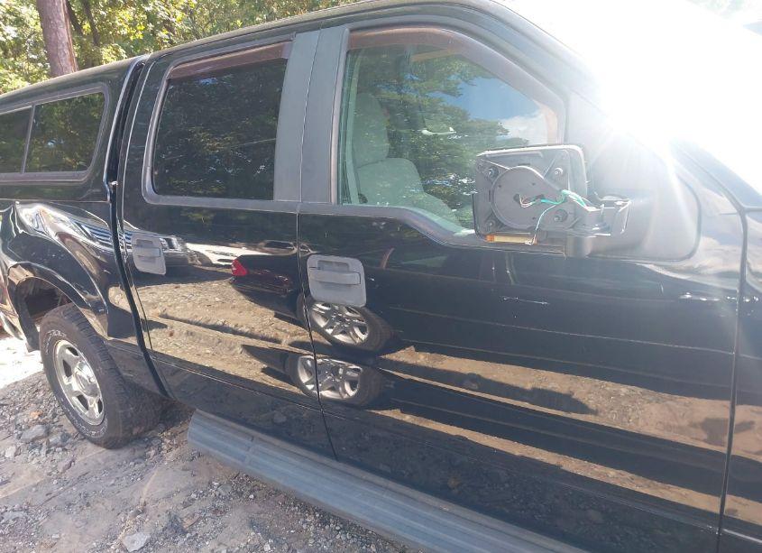 Photo 13 of 2007 Ford F-150 LARIAT/XLT (VIN 1FTPW12V17FA17571)