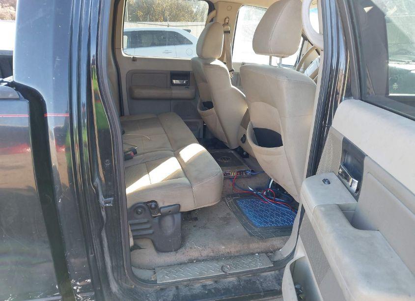 Photo 8 of 2007 Ford F-150 LARIAT/XLT (VIN 1FTPW12V27FA07681)