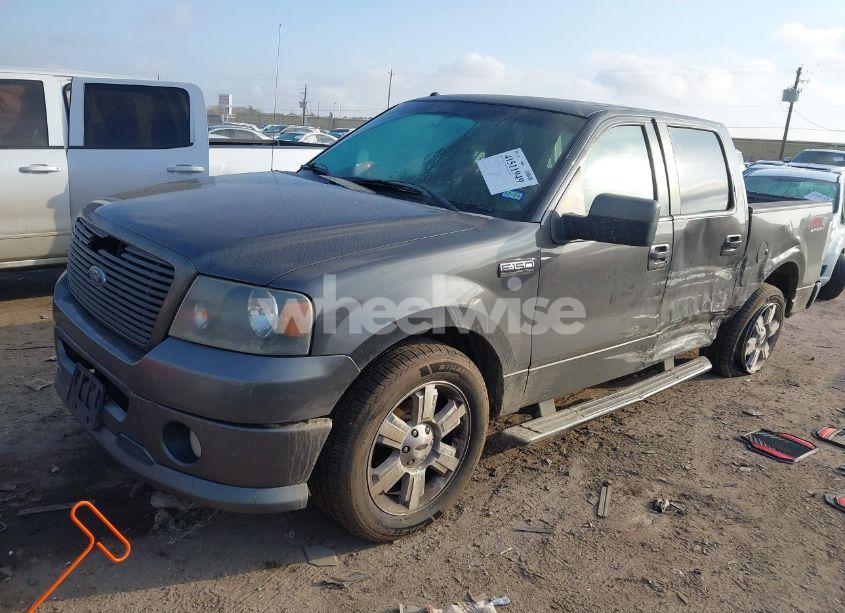 Photo 2 of 2007 Ford F-150 LARIAT/XLT (VIN 1FTPW12V27KC54948)