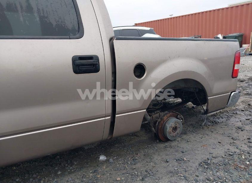 Photo 6 of 2006 Ford F-150 LARIAT/XLT (VIN 1FTPW12V36KD97521)