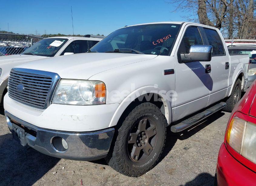 Photo 2 of 2007 Ford F-150 LARIAT/XLT (VIN 1FTPW12V37KC58507)