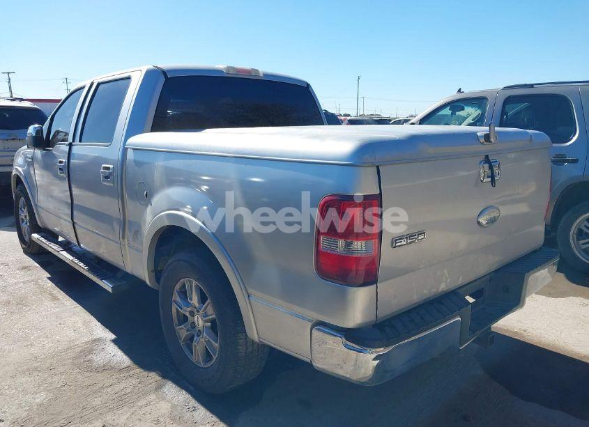 Photo 3 of 2007 Ford F-150 LARIAT/XLT (VIN 1FTPW12V67KC02285)