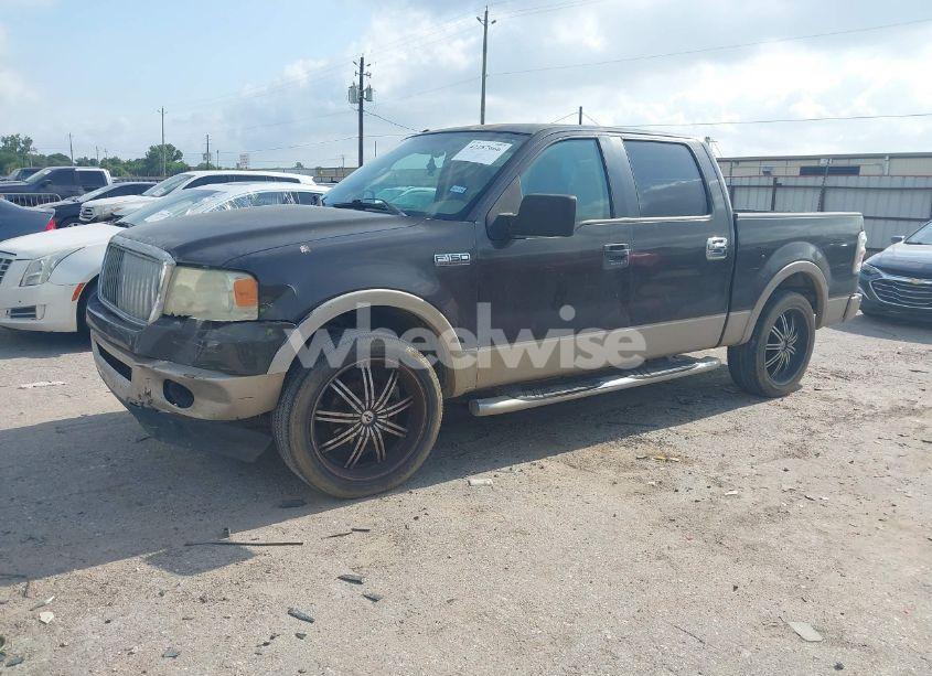 Photo 2 of 2007 Ford F-150 LARIAT/XLT (VIN 1FTPW12V67KC53916)