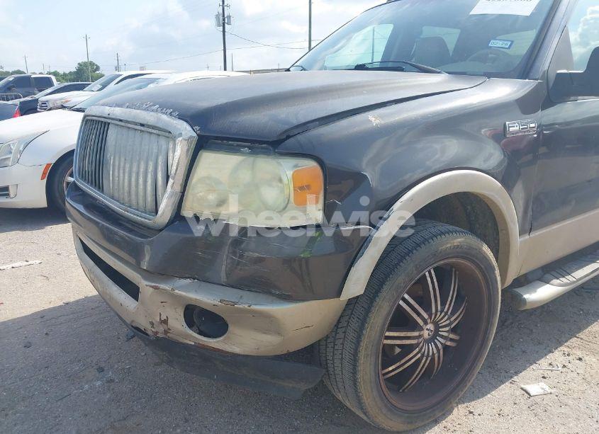 Photo 6 of 2007 Ford F-150 LARIAT/XLT (VIN 1FTPW12V67KC53916)