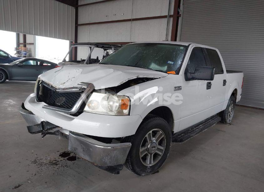 Photo 2 of 2007 Ford F-150 LARIAT/XLT (VIN 1FTPW12V67KD36648)