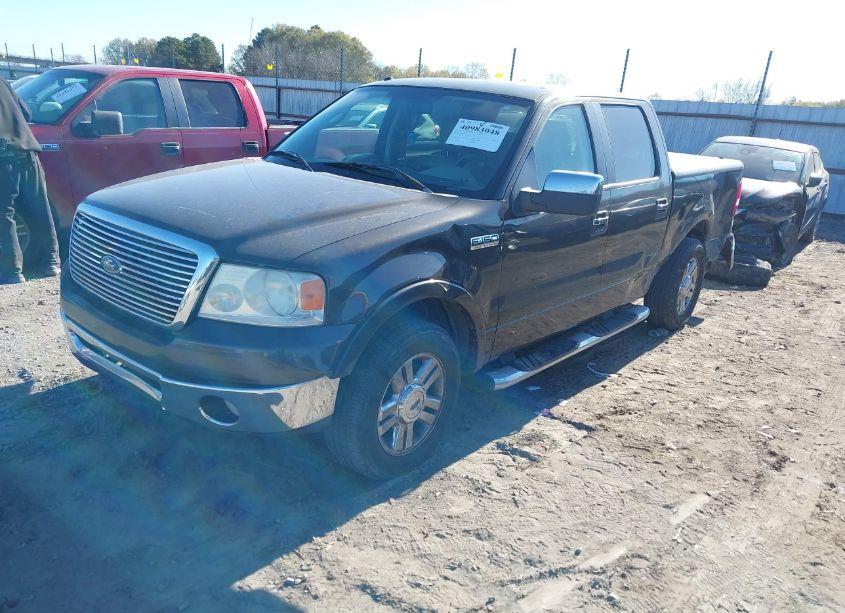 Photo 2 of 2007 Ford F-150 LARIAT/XLT (VIN 1FTPW12V77KB23157)