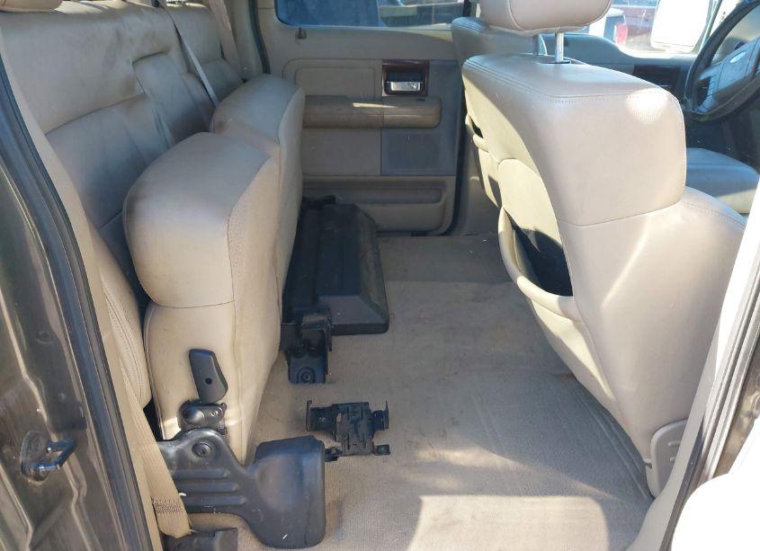 Photo 8 of 2007 Ford F-150 LARIAT/XLT (VIN 1FTPW12V77KB23157)