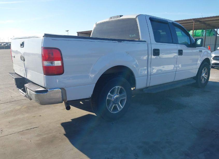 Photo 4 of 2006 Ford F-150 LARIAT/XLT (VIN 1FTPW12V86FB34742)
