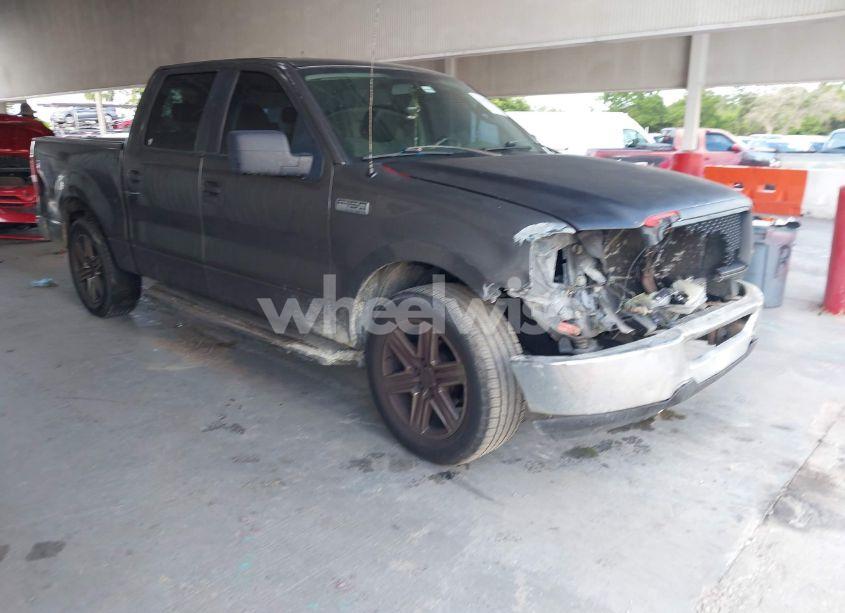 2007 Ford F-150 LARIAT/XLT (VIN 1FTPW12V87FA44038) main photo