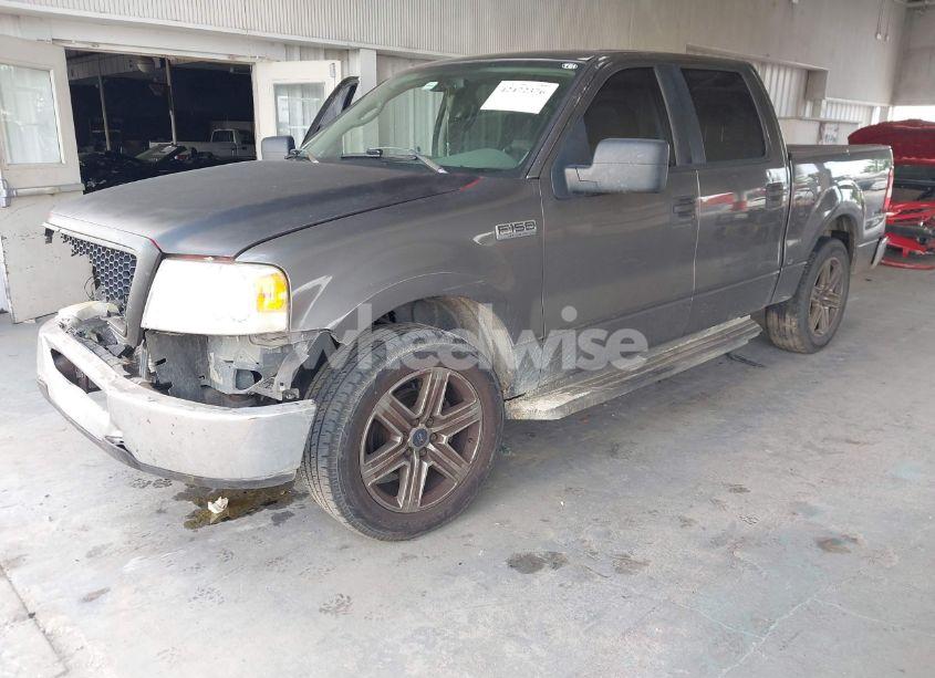 Photo 2 of 2007 Ford F-150 LARIAT/XLT (VIN 1FTPW12V87FA44038)