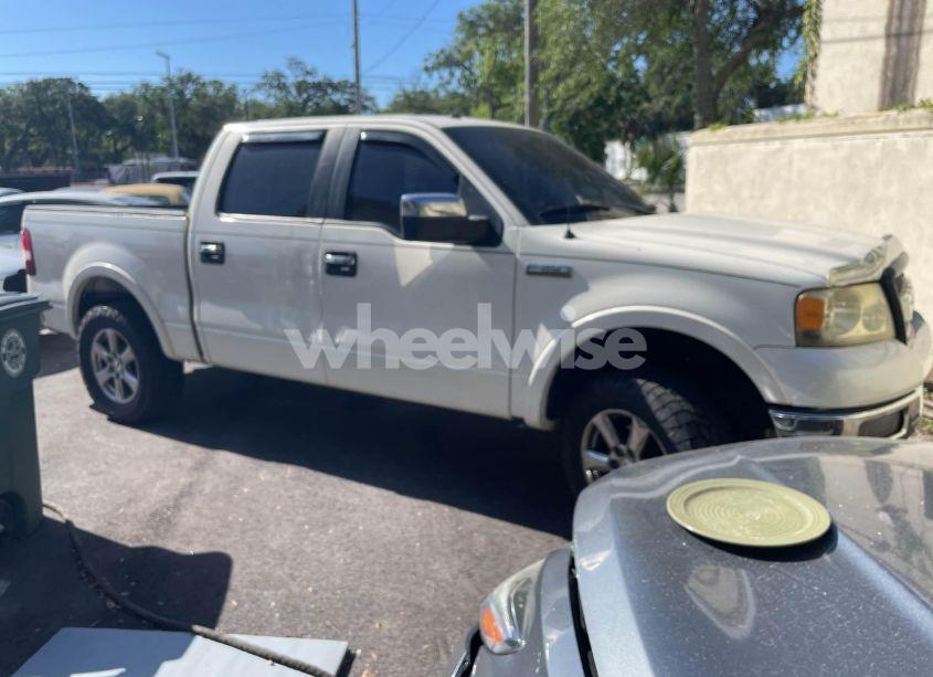 2007 Ford F-150 LARIAT/XLT (VIN 1FTPW12V87FB35617) main photo