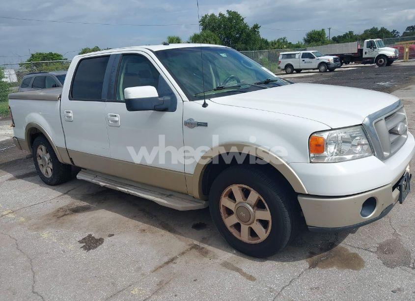 2007 Ford F-150 LARIAT/XLT (VIN 1FTPW12V87KD47554) main photo