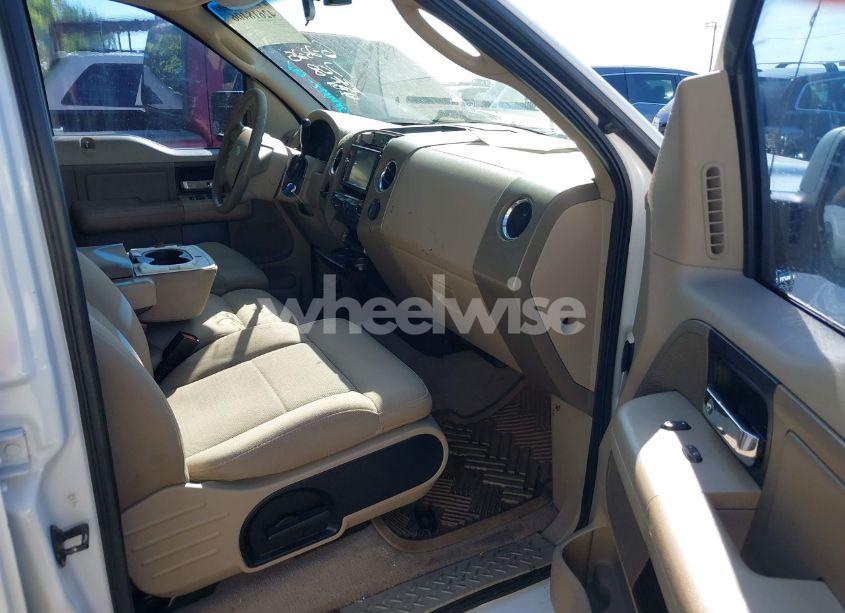 Photo 5 of 2006 Ford F-150 LARIAT/XLT (VIN 1FTPW12V96KD74745)