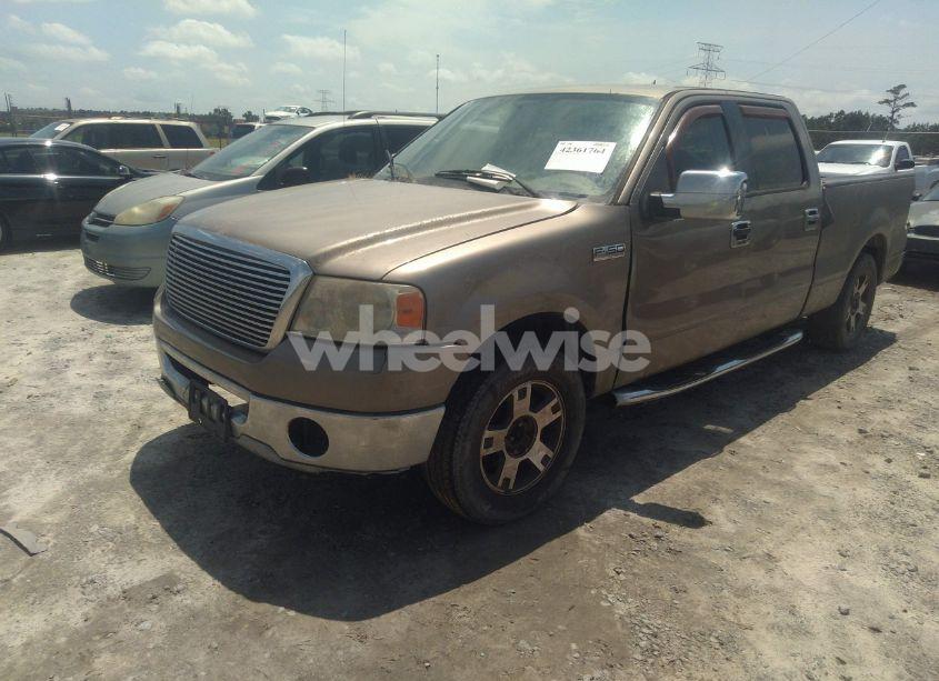 Photo 2 of 2006 Ford F-150 LARIAT/XLT (VIN 1FTPW12VX6KD51846)