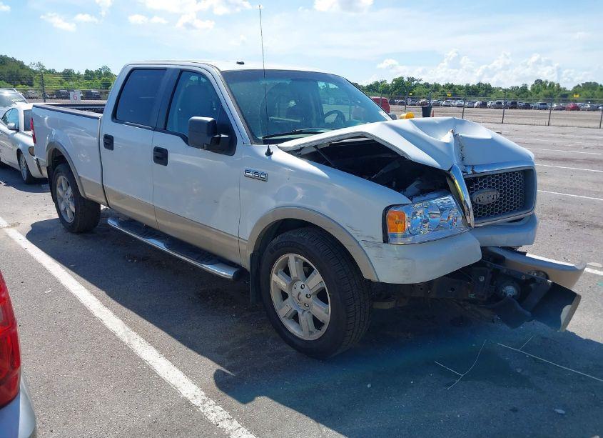 2007 Ford F-150 LARIAT/XLT (VIN 1FTPW12VX7FA35924) main photo