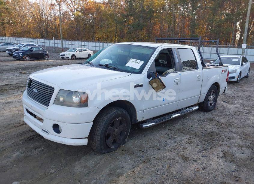 Photo 2 of 2007 Ford F-150 LARIAT/XLT (VIN 1FTPW12VX7KC31529)
