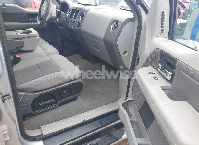 Photo 5 of 2004 Ford F-150 (VIN 1FTPW14504FA27825)