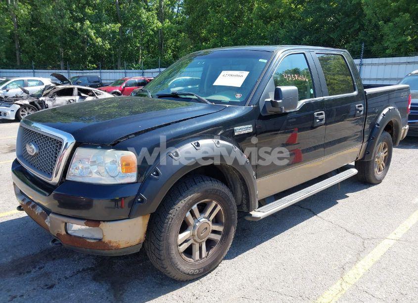 Photo 2 of 2005 Ford F-150 FX4/LARIAT/XLT (VIN 1FTPW14505FB29627)