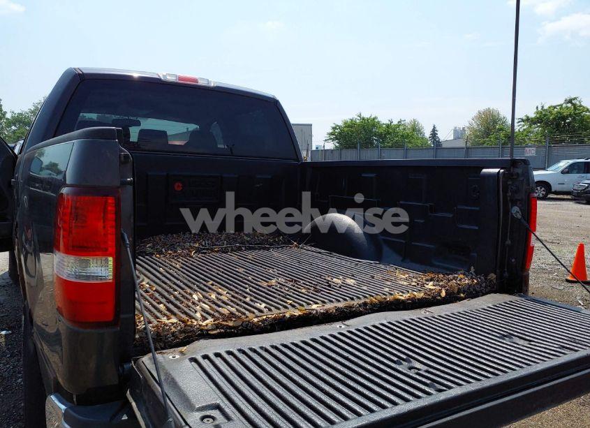 Photo 13 of 2005 Ford F-150 FX4/LARIAT/XLT (VIN 1FTPW14505KE78598)