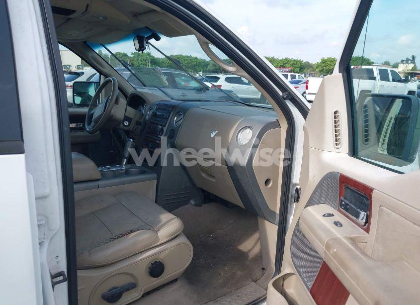 Photo 5 of 2005 Ford F-150 FX4/LARIAT/XLT (VIN 1FTPW14515KE41902)