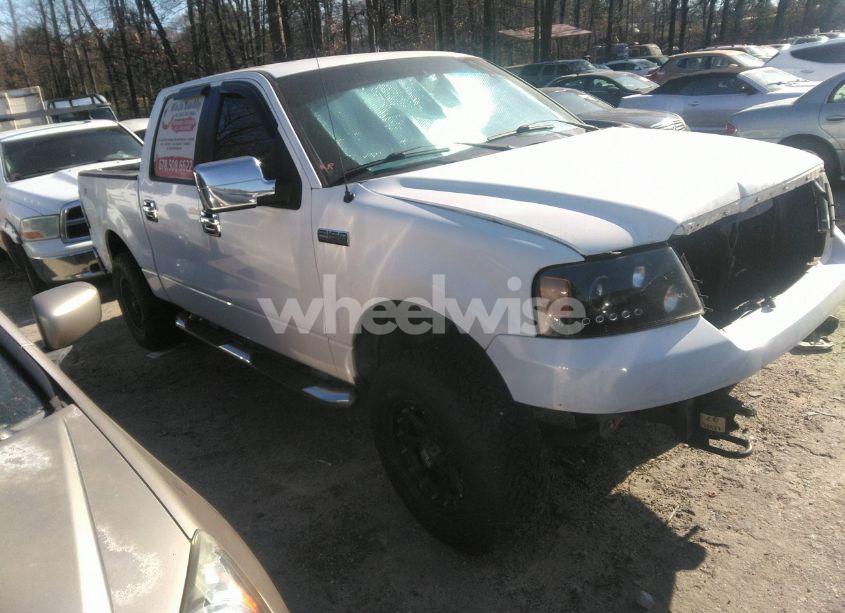 2006 Ford F-150 FX4/LARIAT/XLT (VIN 1FTPW14516FA23429) main photo
