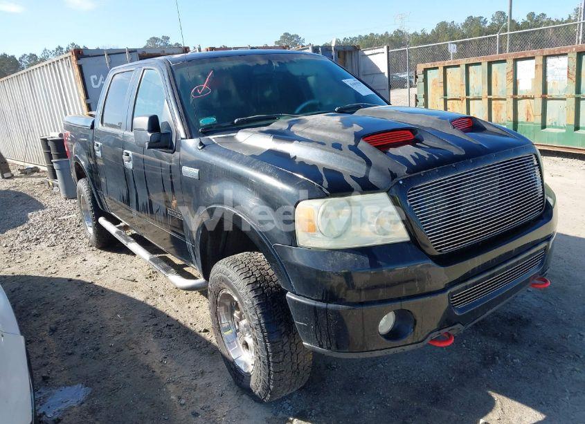 2006 Ford F-150 FX4/LARIAT/XLT (VIN 1FTPW14526FA62515) main photo