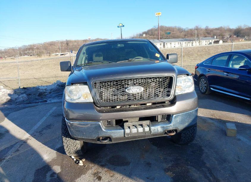 Photo 12 of 2005 Ford F-150 FX4/LARIAT/XLT (VIN 1FTPW14535FB66283)