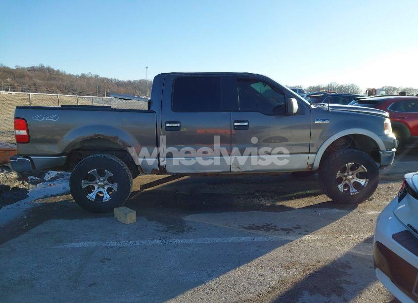 Photo 13 of 2005 Ford F-150 FX4/LARIAT/XLT (VIN 1FTPW14535FB66283)