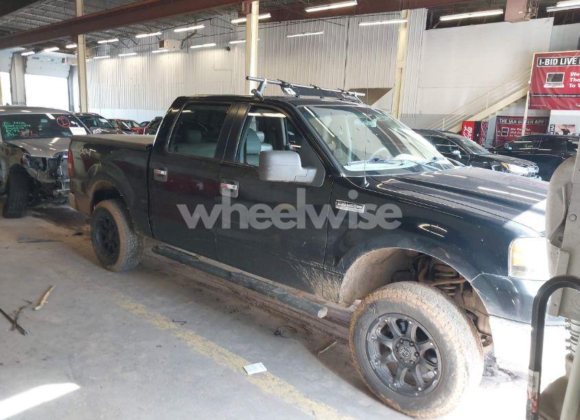 2006 Ford F-150 FX4/LARIAT/XLT (VIN 1FTPW14536FA98102) main photo