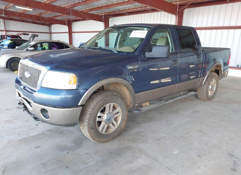 Photo 2 of 2006 Ford F-150 FX4/LARIAT/XLT (VIN 1FTPW14536KB42882)