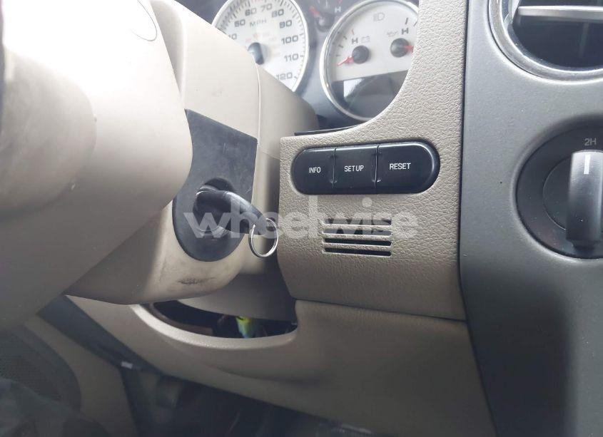 Photo 11 of 2007 Ford F-150 FX4/LARIAT/XLT (VIN 1FTPW14537FA76876)