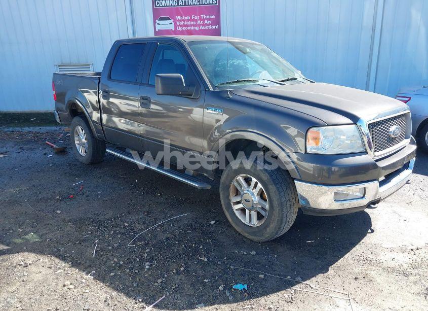 2005 Ford F-150 FX4/LARIAT/XLT (VIN 1FTPW14545KD71862) main photo