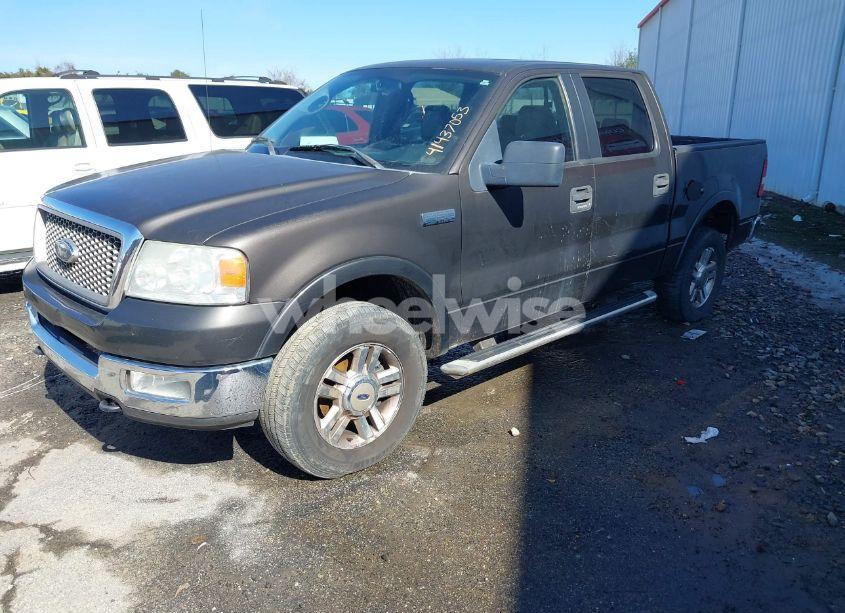 Photo 2 of 2005 Ford F-150 FX4/LARIAT/XLT (VIN 1FTPW14545KD71862)
