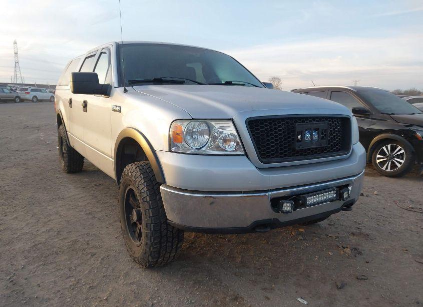 2006 Ford F-150 FX4/LARIAT/XLT (VIN 1FTPW14546FB37957) main photo