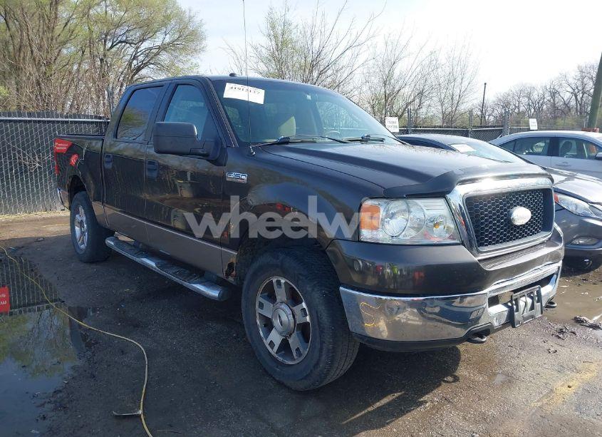 2006 Ford F-150 FX4/LARIAT/XLT (VIN 1FTPW14546KC00644) main photo
