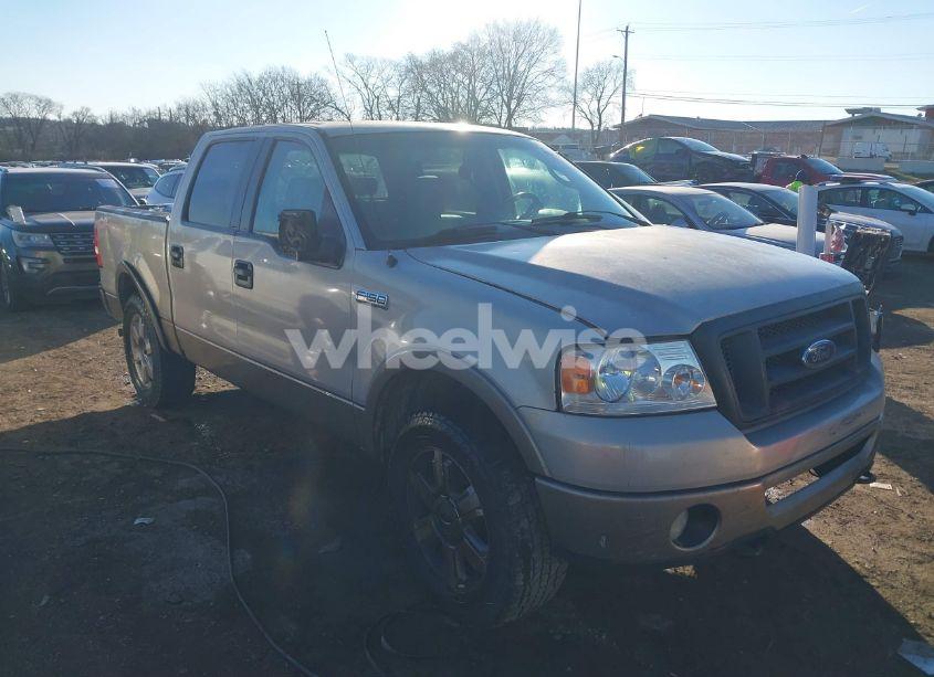 2006 Ford F-150 FX4/LARIAT/XLT (VIN 1FTPW14556FA14491) main photo