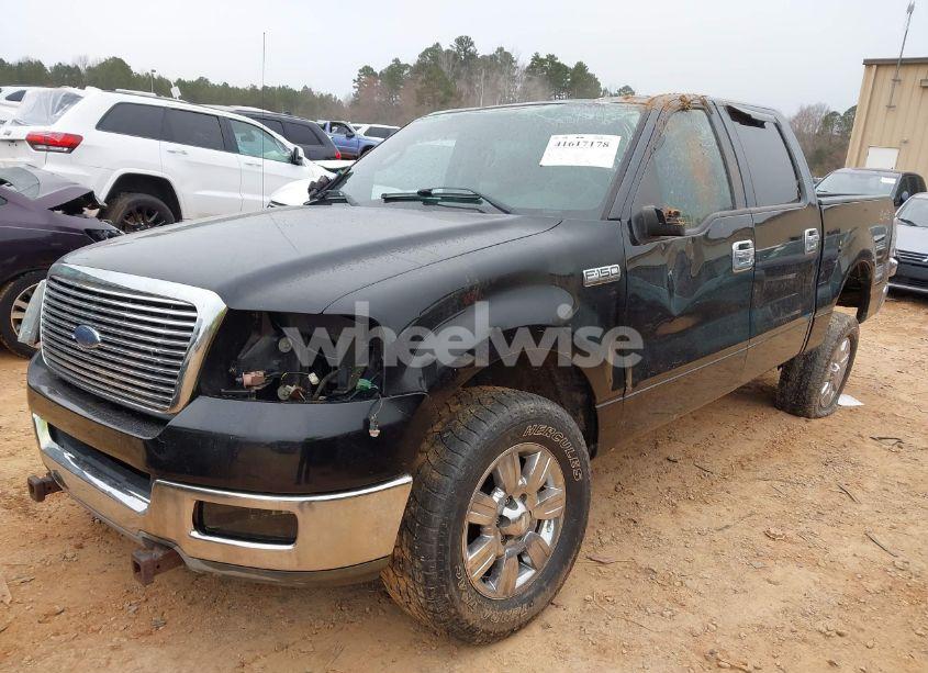 Photo 2 of 2004 Ford F-150 (VIN 1FTPW145X4KC47898)