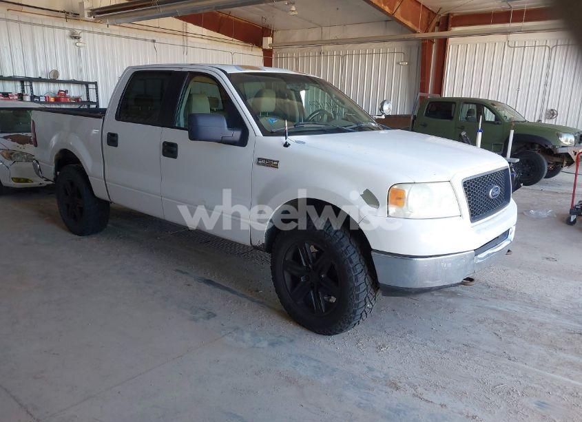 2005 Ford F-150 FX4/LARIAT/XLT (VIN 1FTPW145X5KD93932) main photo