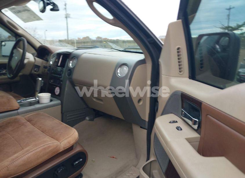 Photo 5 of 2005 Ford F-150 FX4/LARIAT/XLT (VIN 1FTPW145X5KE37685)