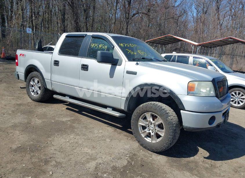2006 Ford F-150 FX4/LARIAT/XLT (VIN 1FTPW145X6FA25003) main photo