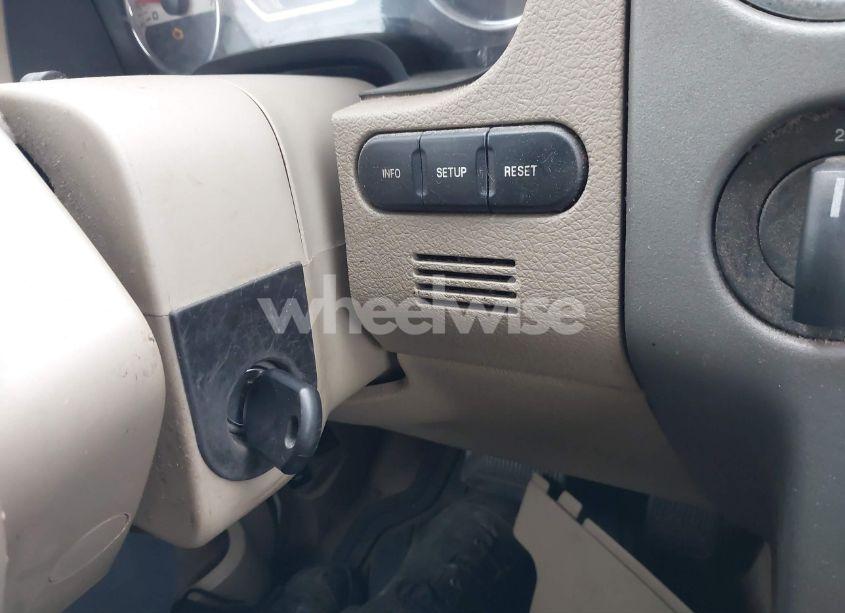 Photo 11 of 2006 Ford F-150 FX4/LARIAT/XLT (VIN 1FTPW145X6KB02427)