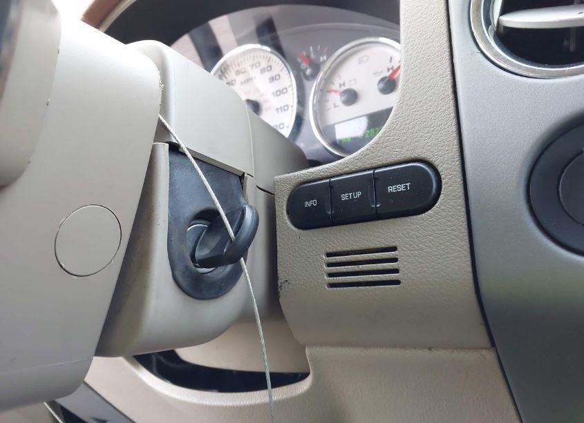 Photo 11 of 2007 Ford F-150 FX4/LARIAT/XLT (VIN 1FTPW14V67KC10710)