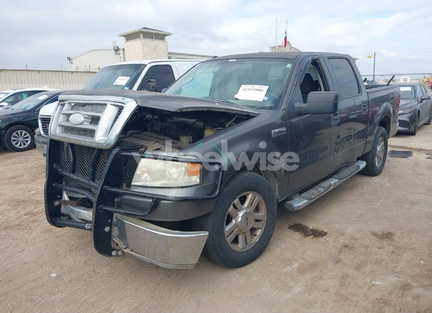 Photo 2 of 2007 Ford F-150 FX4/LARIAT/XLT (VIN 1FTPW14V97KD11644)